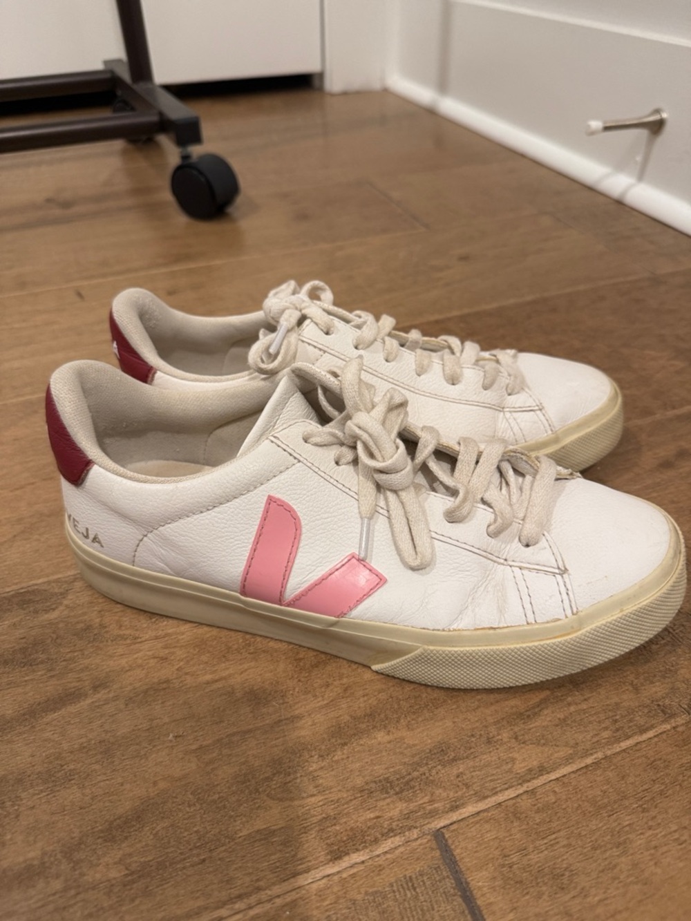 Vejas Campo Leather Sneakers Pink and Red - Picture 2 of 9